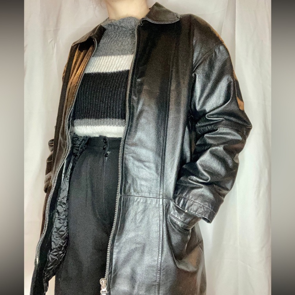 vintage Danier thinsulate black leather jacket tagged xs fits ladies M